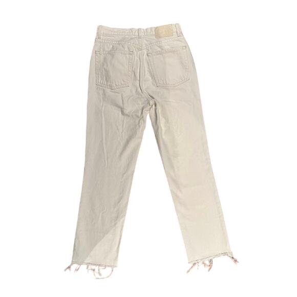 GRLFRND The Cassidy Mid Rise Straight Jeans White Raw Hem Size 26 - Picture 10 of 15